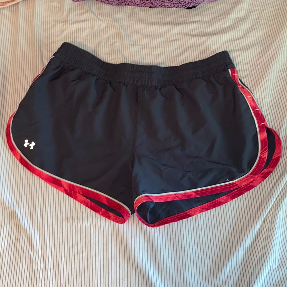 Under armour pink and grey shorts